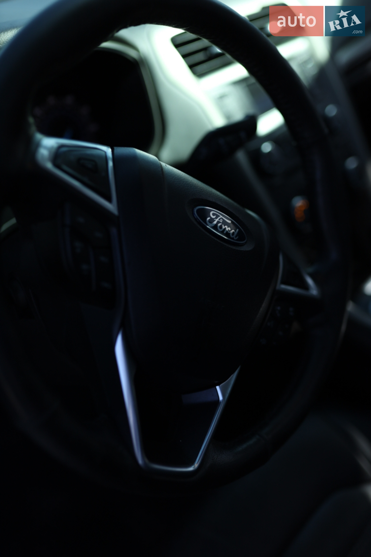 2013 Ford Fusion - мініатюра 23