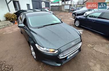 Седан Ford Fusion 2015 в Чернигове