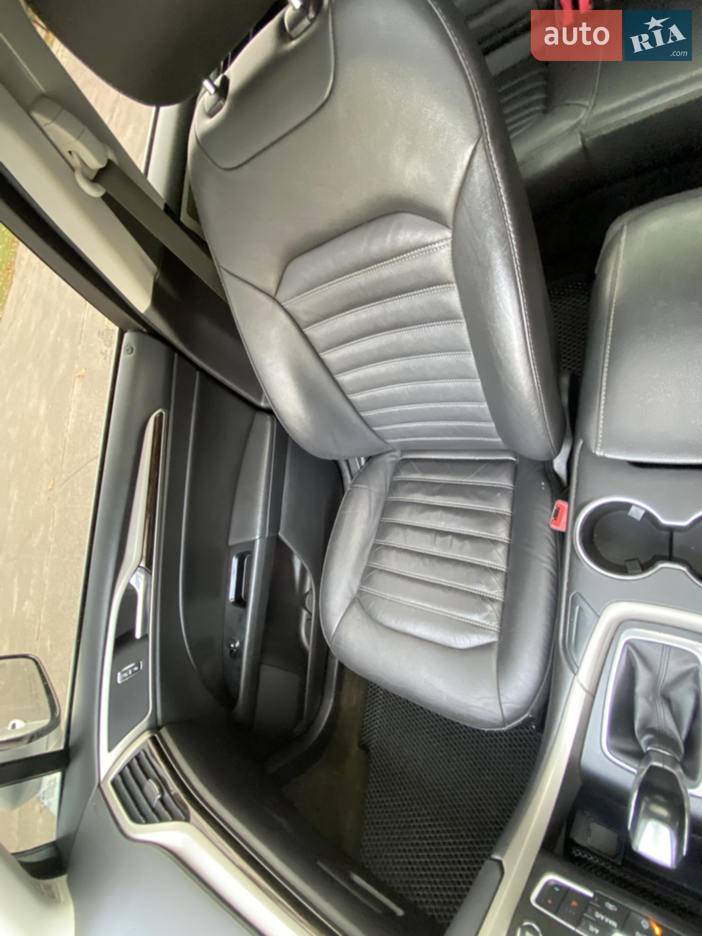 2015 Ford Fusion - мініатюра 28