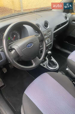 Хэтчбек Ford Fusion 2011 в Виннице