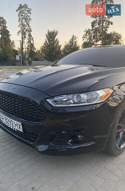 Седан Ford Fusion 2015 в Запоріжжі