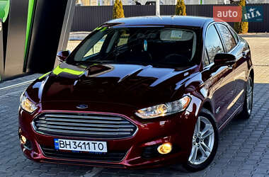 Седан Ford Fusion 2015 в Одесі