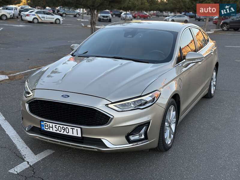 Седан Ford Fusion 2018 в Одессе