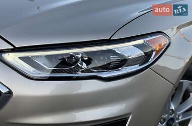 Седан Ford Fusion 2018 в Одесі