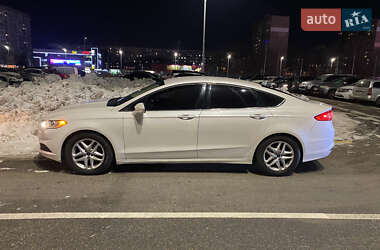 Седан Ford Fusion 2014 в Києві