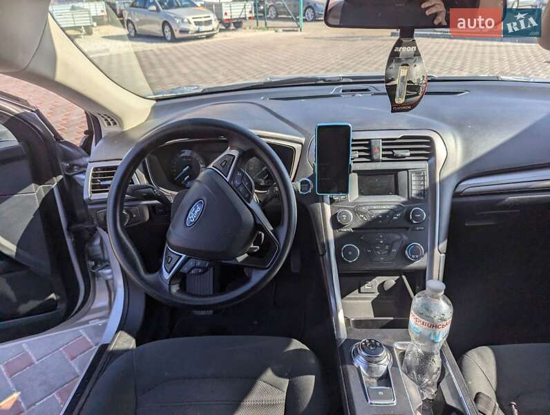 Седан Ford Fusion 2016 в Харкові