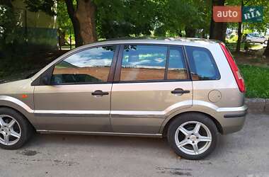 Хэтчбек Ford Fusion 2003 в Хмельницком