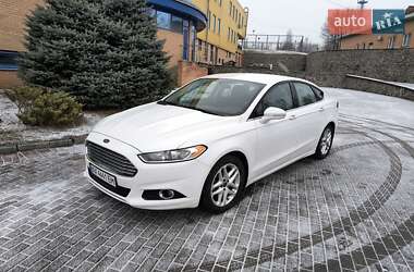 Седан Ford Fusion 2015 в Харькове