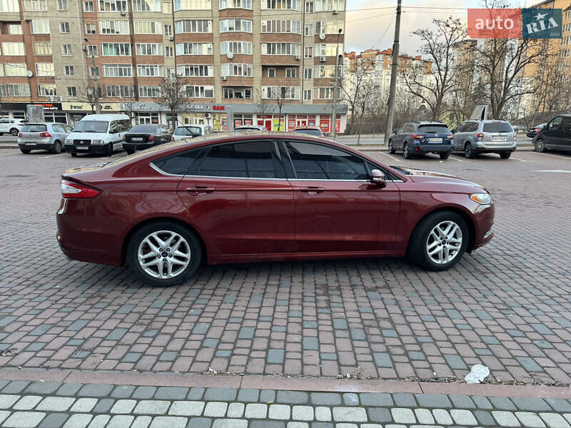 Седан Ford Fusion 2013 в Івано-Франківську