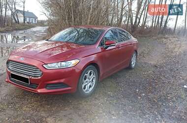 Седан Ford Fusion 2015 в Чернігові