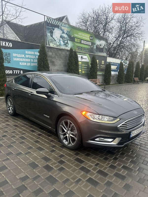 Седан Ford Fusion 2017 в Кропивницком