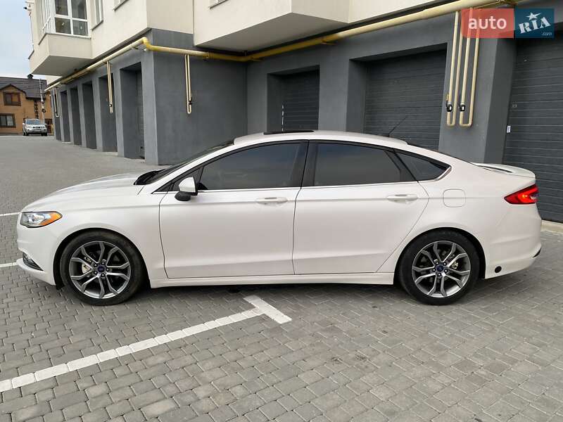 Седан Ford Fusion 2016 в Виннице