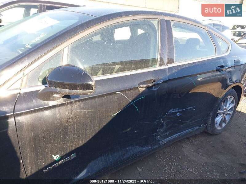 Седан Ford Fusion 2016 в Киеве фото 18 Седан Ford Fusion 2016 в Киеве