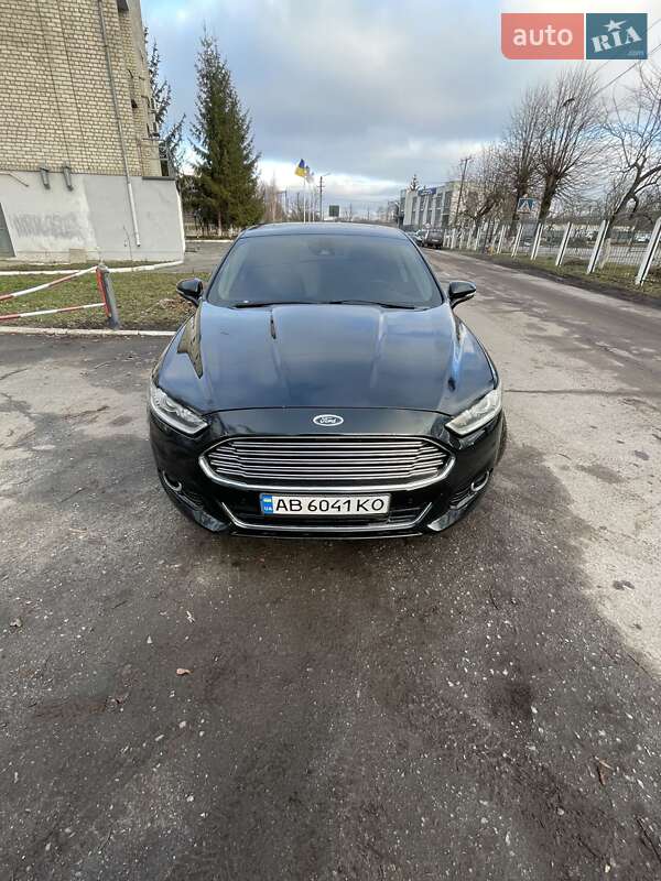 Седан Ford Fusion 2014 в Казатине