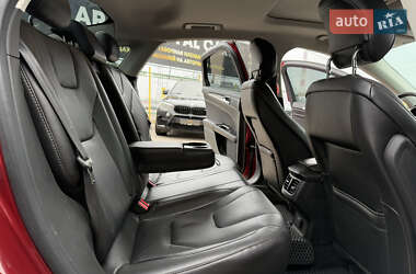 Седан Ford Fusion 2013 в 