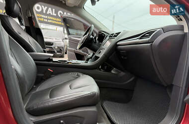 Седан Ford Fusion 2013 в 