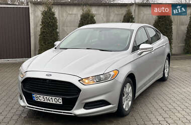 Седан Ford Fusion 2014 в Сарнах