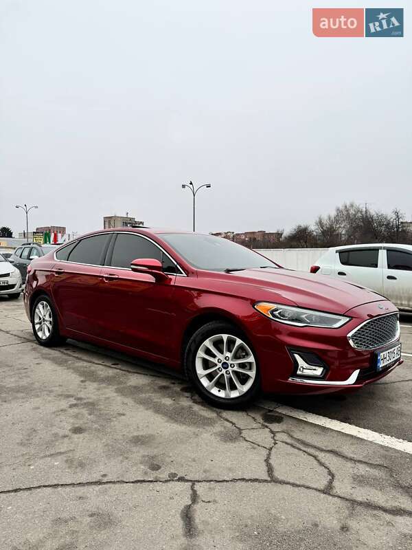 Седан Ford Fusion 2018 в Харькове