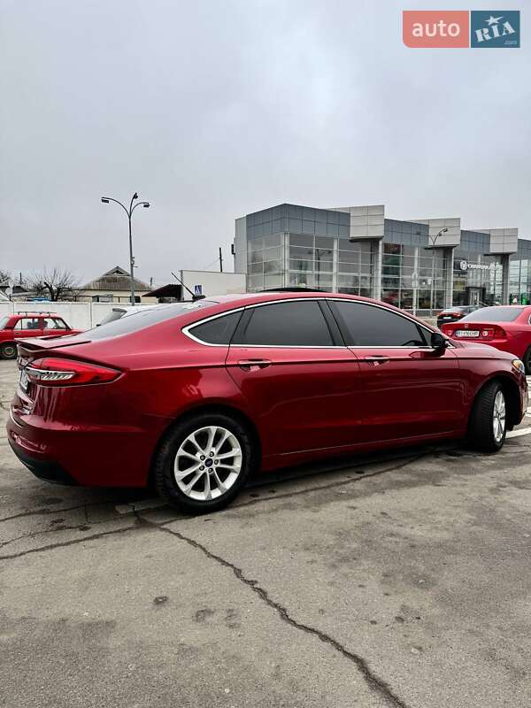 Седан Ford Fusion 2018 в Харькове
