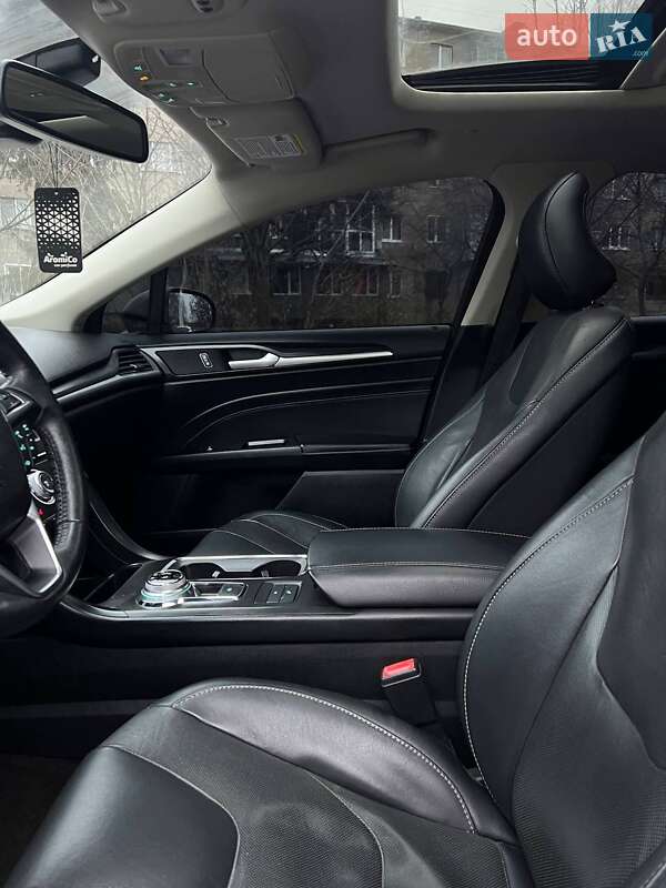Седан Ford Fusion 2018 в Харькове