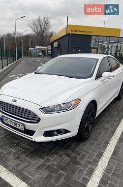 Седан Ford Fusion 2015 в Дніпрі