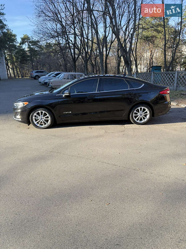 Седан Ford Fusion 2019 в Киеве фото 4 Седан Ford Fusion 2019 в Киеве