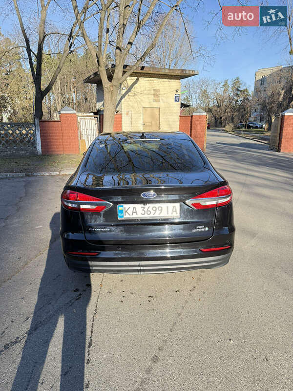 Седан Ford Fusion 2019 в Киеве фото 7 Седан Ford Fusion 2019 в Киеве