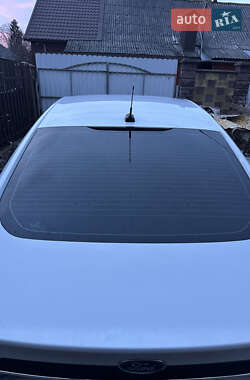 Седан Ford Fusion 2013 в 