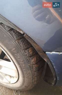 Хэтчбек Ford Fusion 2005 в 