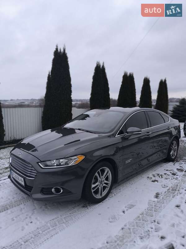 Седан Ford Fusion 2014 в 