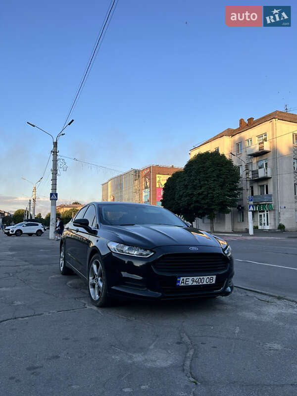 Седан Ford Fusion 2014 в Дніпрі