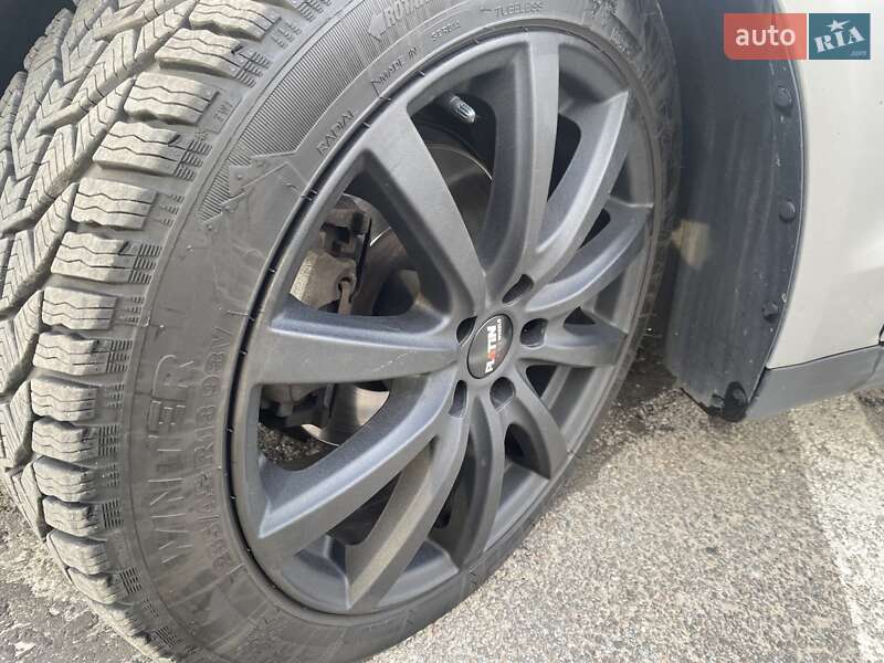 Седан Ford Fusion 2014 в Києві фото 12 Седан Ford Fusion 2014 в Києві