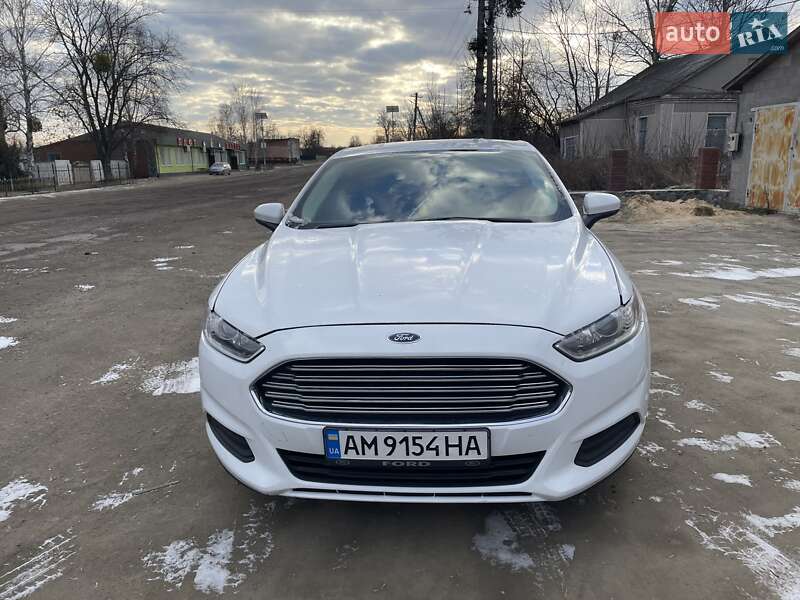 Седан Ford Fusion 2016 в Коростене фото Седан Ford Fusion 2016 в Коростене