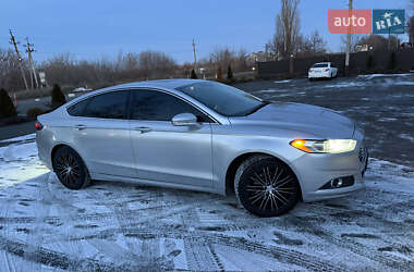 Седан Ford Fusion 2014 в Благовещенском