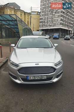 Седан Ford Fusion 2014 в 