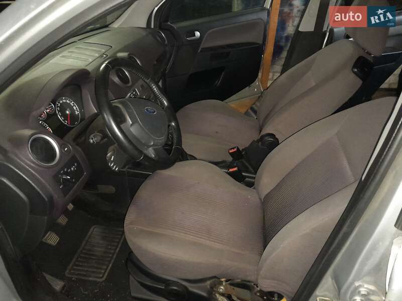 Хетчбек Ford Fusion 2007 в Полтаві