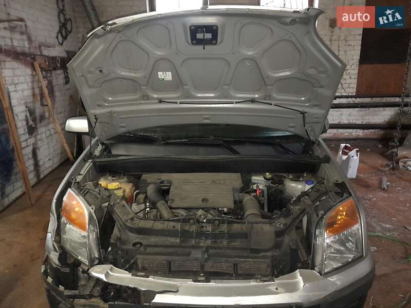 Хетчбек Ford Fusion 2007 в Полтаві