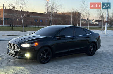 Седан Ford Fusion 2015 в Измаиле