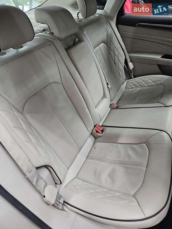 Седан Ford Fusion 2016 в Луцке