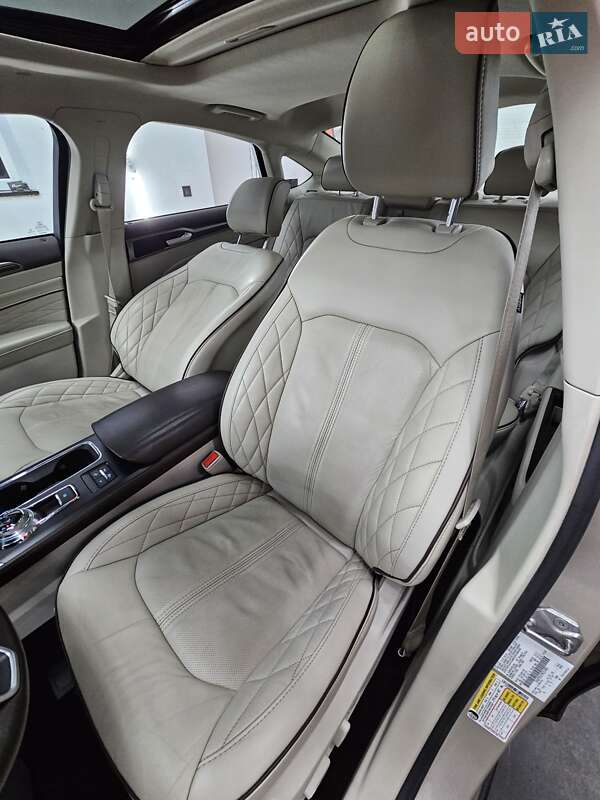 Седан Ford Fusion 2016 в Луцке