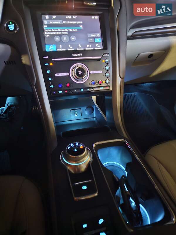 Седан Ford Fusion 2016 в Луцке