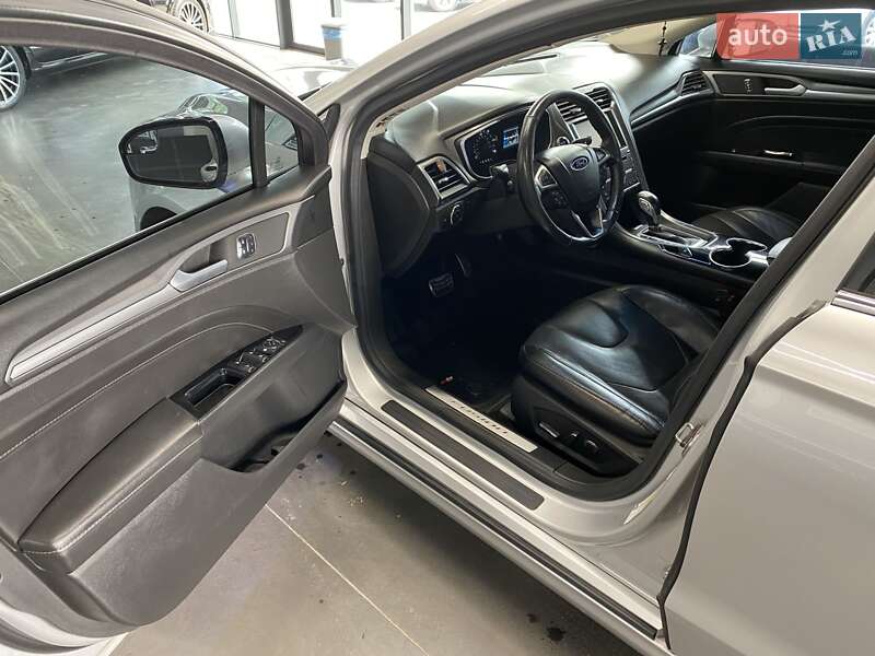 Седан Ford Fusion 2015 в Нововолинську фото 52 Седан Ford Fusion 2015 в Нововолинську