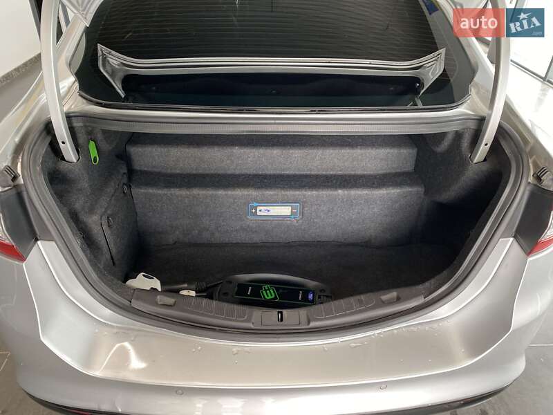 Седан Ford Fusion 2015 в Нововолинську фото 80 Седан Ford Fusion 2015 в Нововолинську