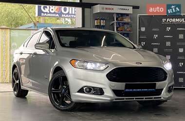 Седан Ford Fusion 2015 в Нововолинську