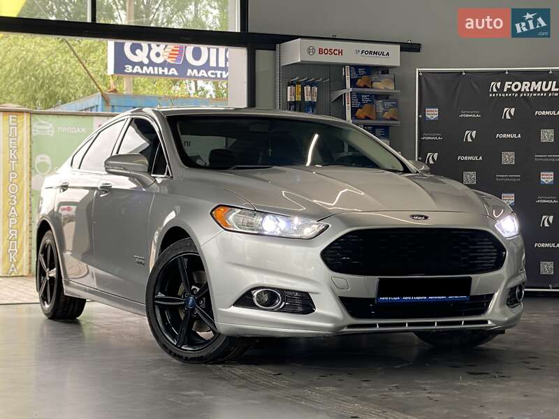 Ford Fusion 2015