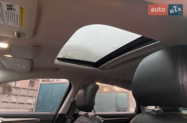 Седан Ford Fusion 2013 в 