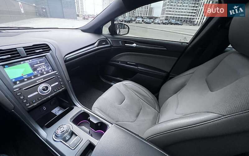 Седан Ford Fusion 2016 в Киеве
