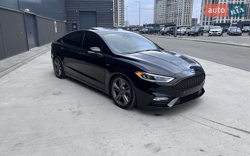 Седан Ford Fusion 2016 в Киеве