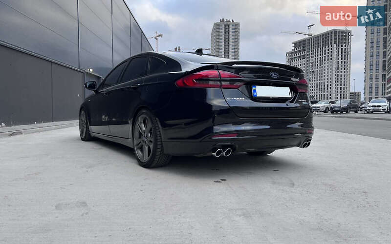 Седан Ford Fusion 2016 в Киеве
