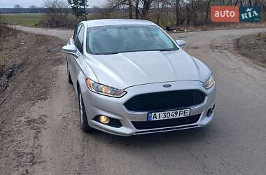 Седан Ford Fusion 2013 в Києві